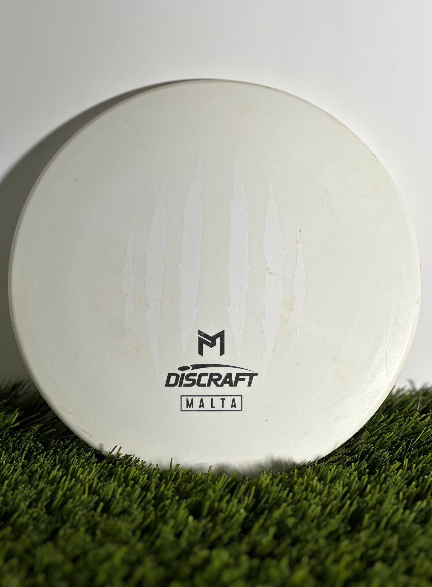 Preowned Discraft 6x Claw ESP Malta
