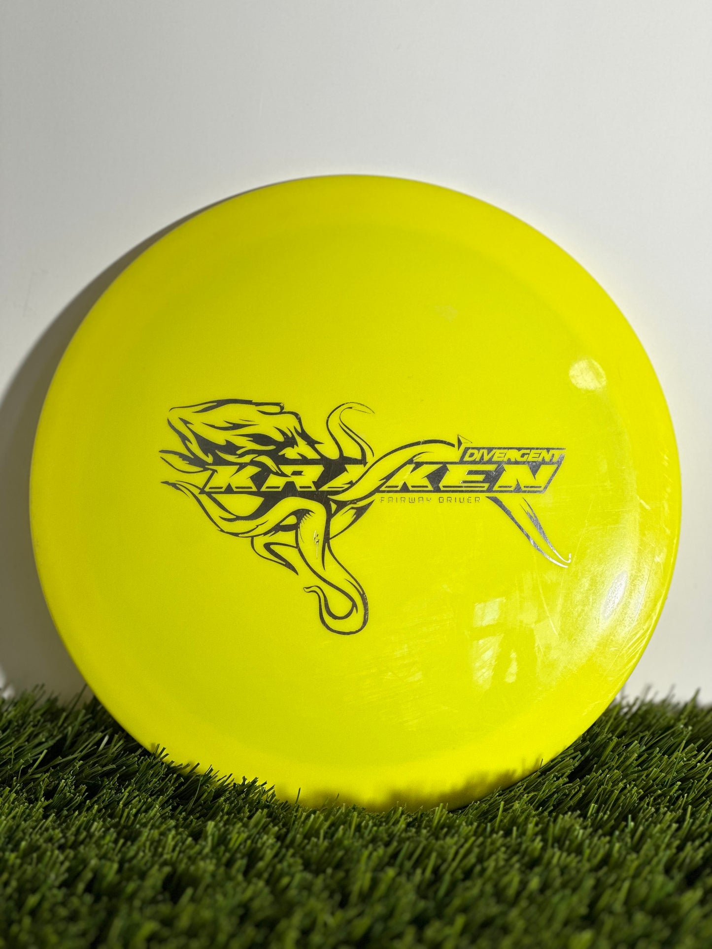 Preowned Divergent Discs Max Grip Kraken